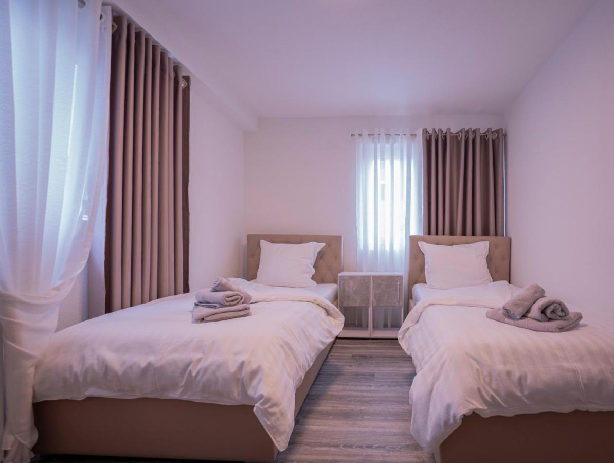 Village Bistro & Bar Fremdenzimmer Dettingen an der Erms Kültér fotó