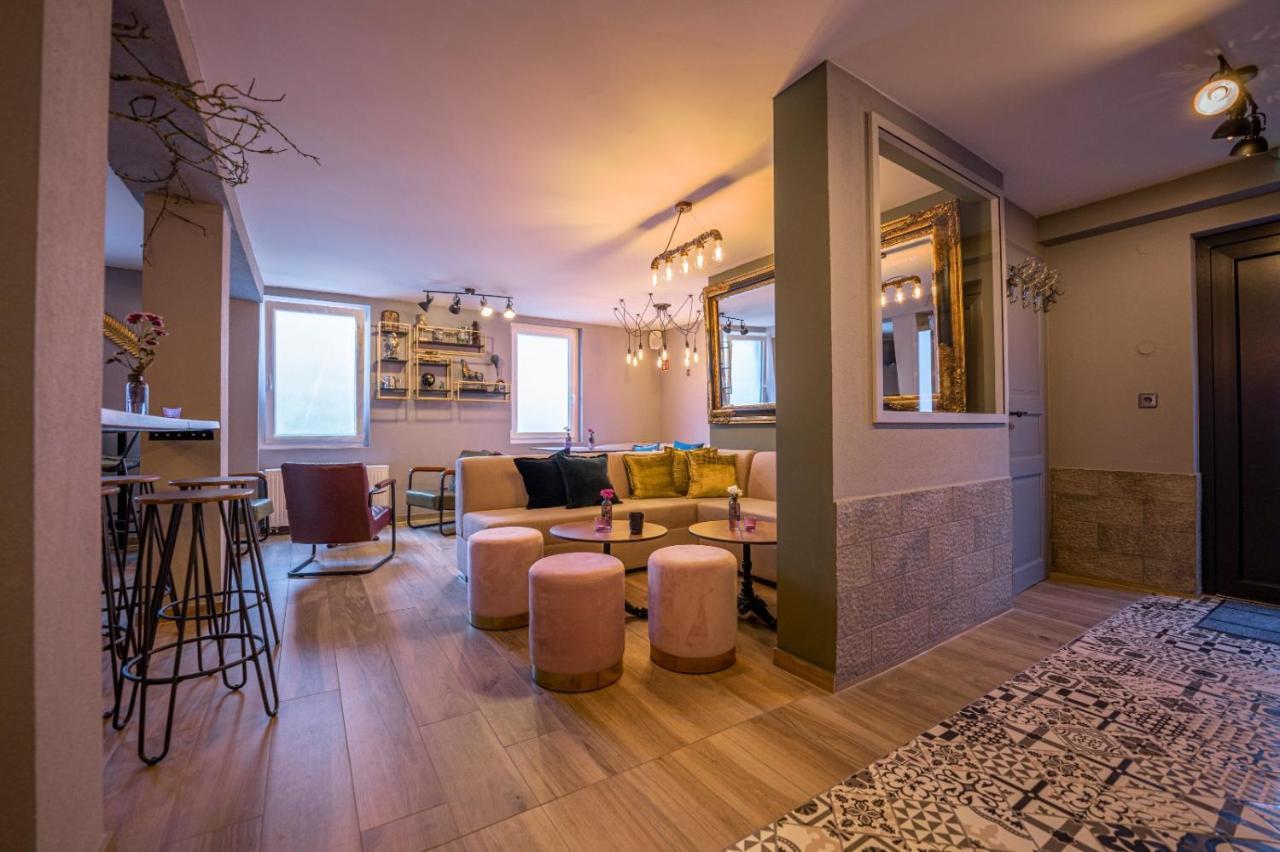Village Bistro & Bar Fremdenzimmer Dettingen an der Erms Kültér fotó