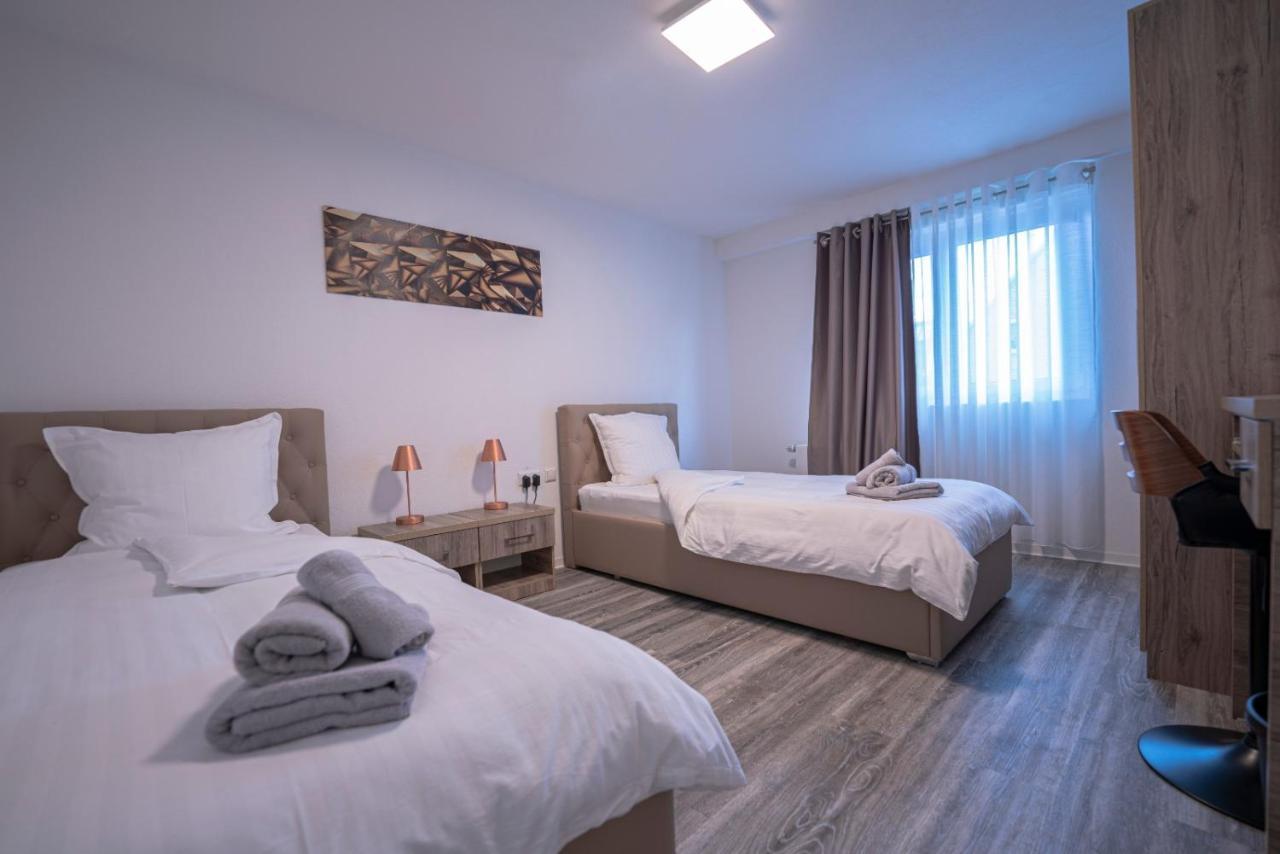Village Bistro & Bar Fremdenzimmer Dettingen an der Erms Kültér fotó