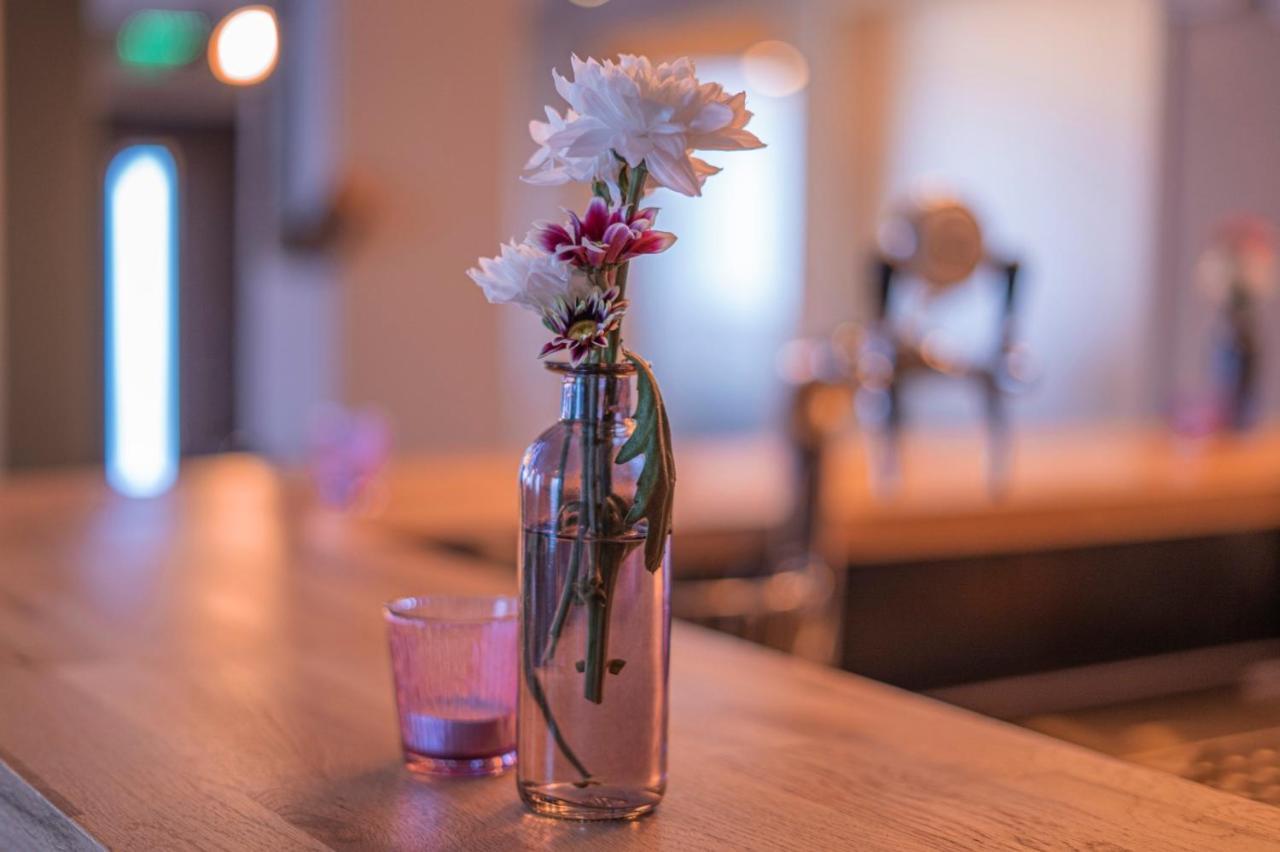 Village Bistro & Bar Fremdenzimmer Dettingen an der Erms Kültér fotó