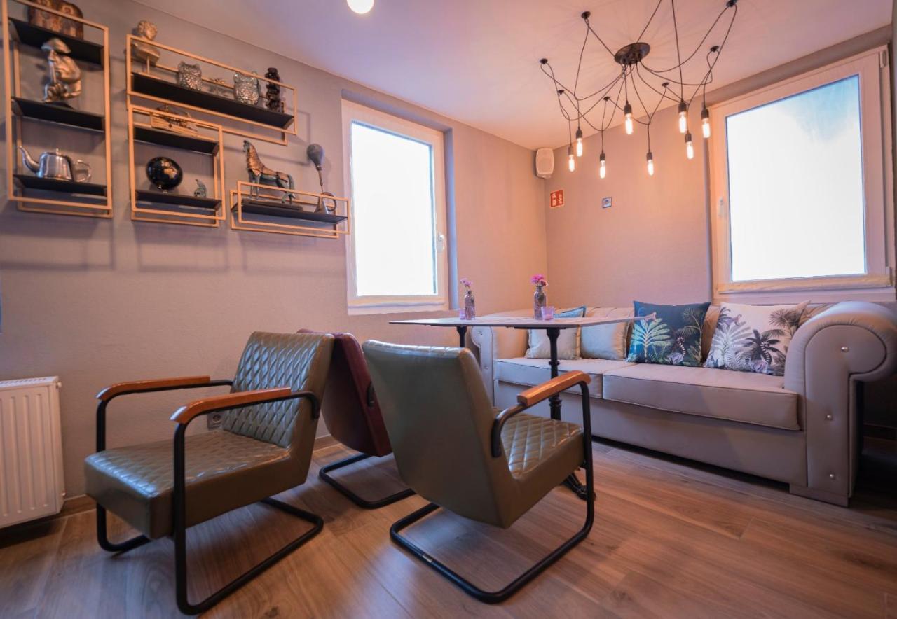 Village Bistro & Bar Fremdenzimmer Dettingen an der Erms Kültér fotó