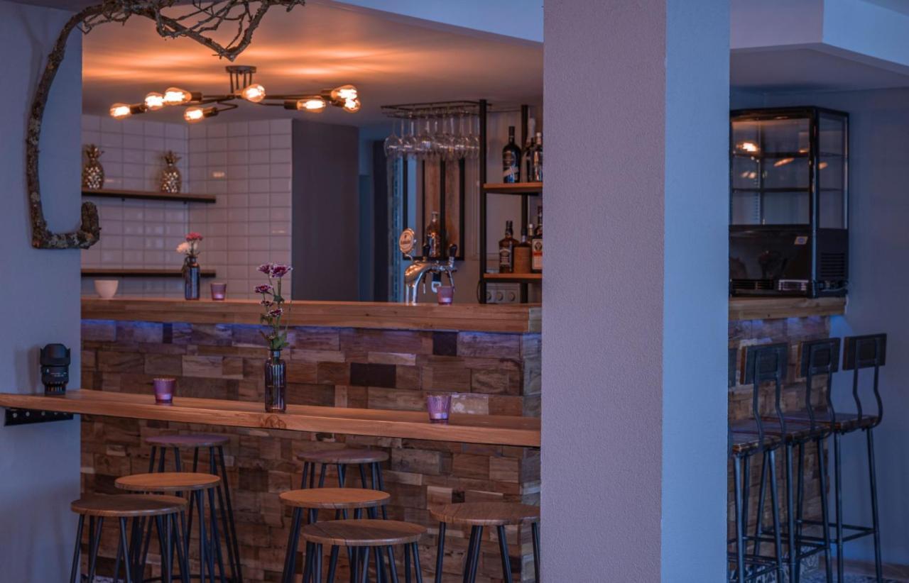 Village Bistro & Bar Fremdenzimmer Dettingen an der Erms Kültér fotó