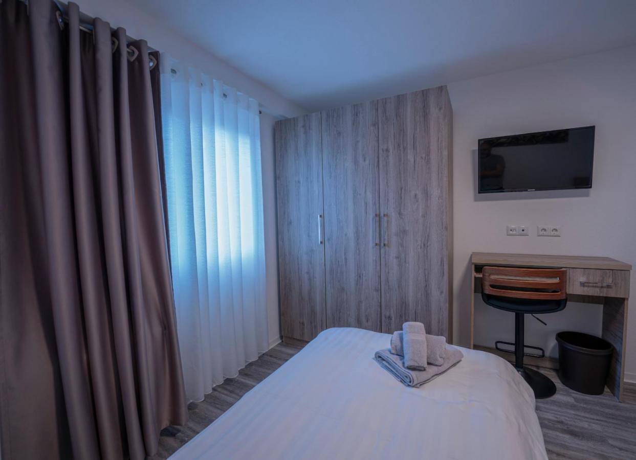 Village Bistro & Bar Fremdenzimmer Dettingen an der Erms Kültér fotó
