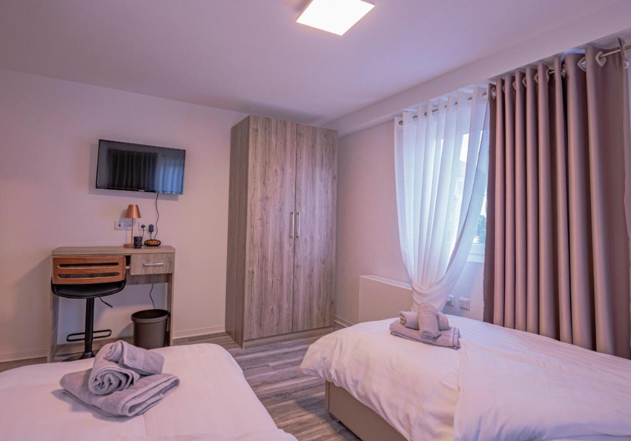 Village Bistro & Bar Fremdenzimmer Dettingen an der Erms Kültér fotó