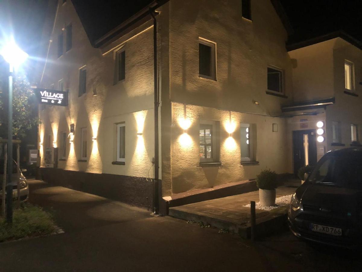 Village Bistro & Bar Fremdenzimmer Dettingen an der Erms Kültér fotó